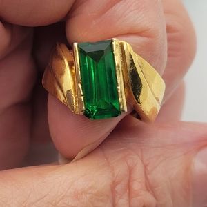 Vintage Beautiful Ring